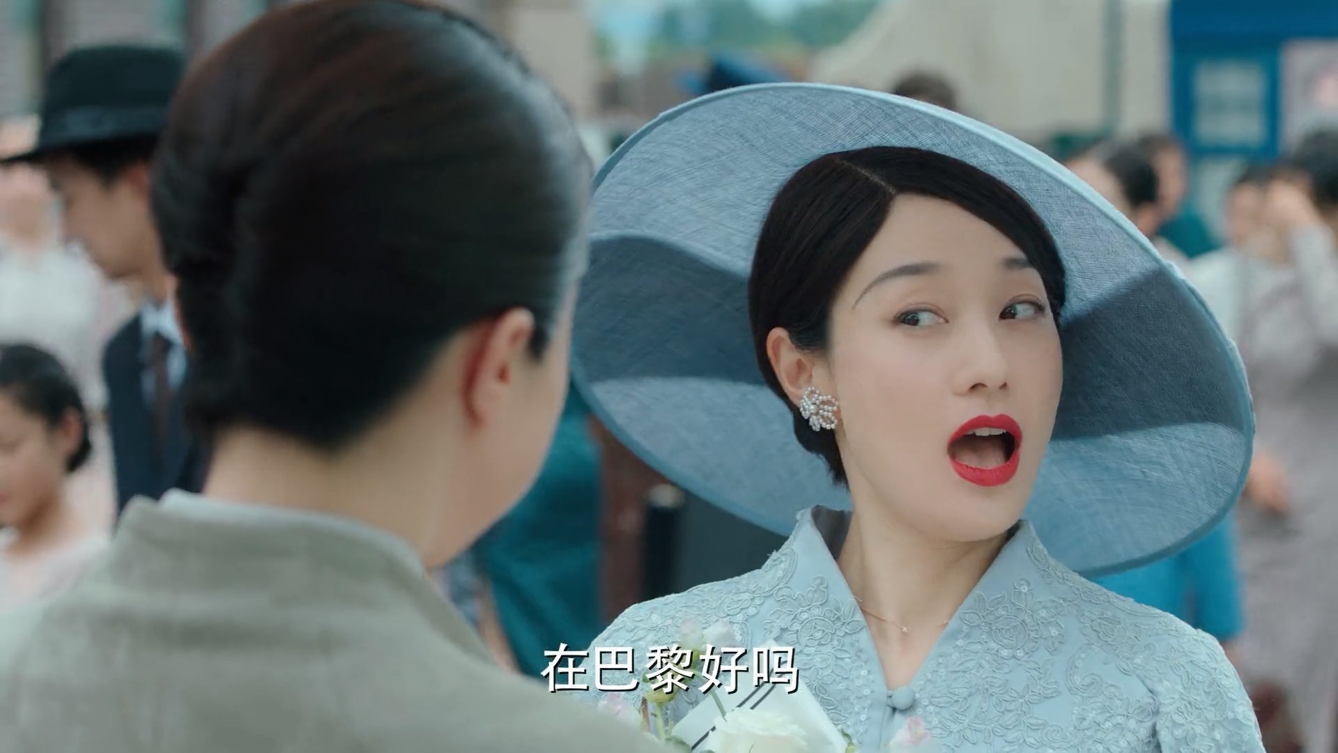 观众热捧选手风采，活动人气高涨，观众热捧选手风采,活动人气高涨怎么形容