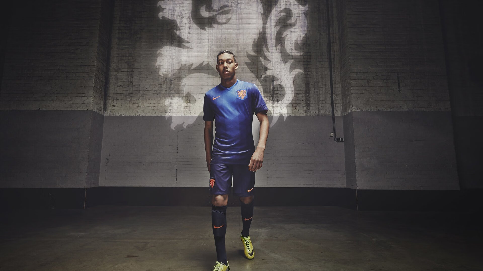 社区互动：粉丝自己制作的精彩投篮集锦，自制投篮器制作方法